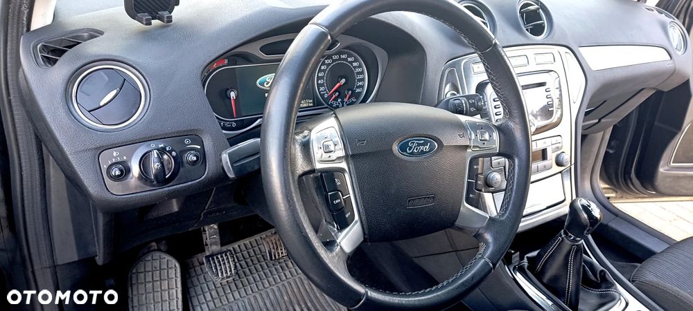 Ford Mondeo 2.0 Titanium - 15