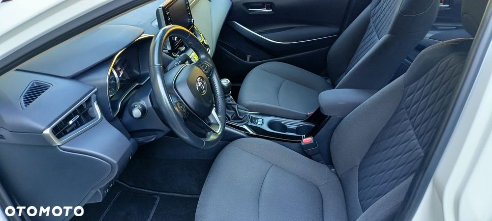 Toyota Corolla 1.5 Comfort - 16