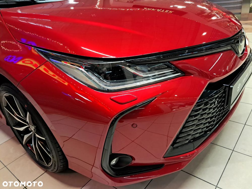 Toyota Corolla 1.8 Hybrid GR Sport - 8