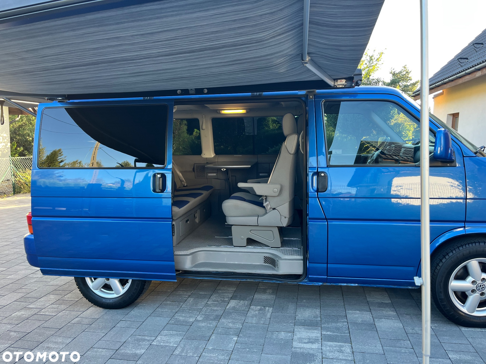 Volkswagen Multivan TDI - 15