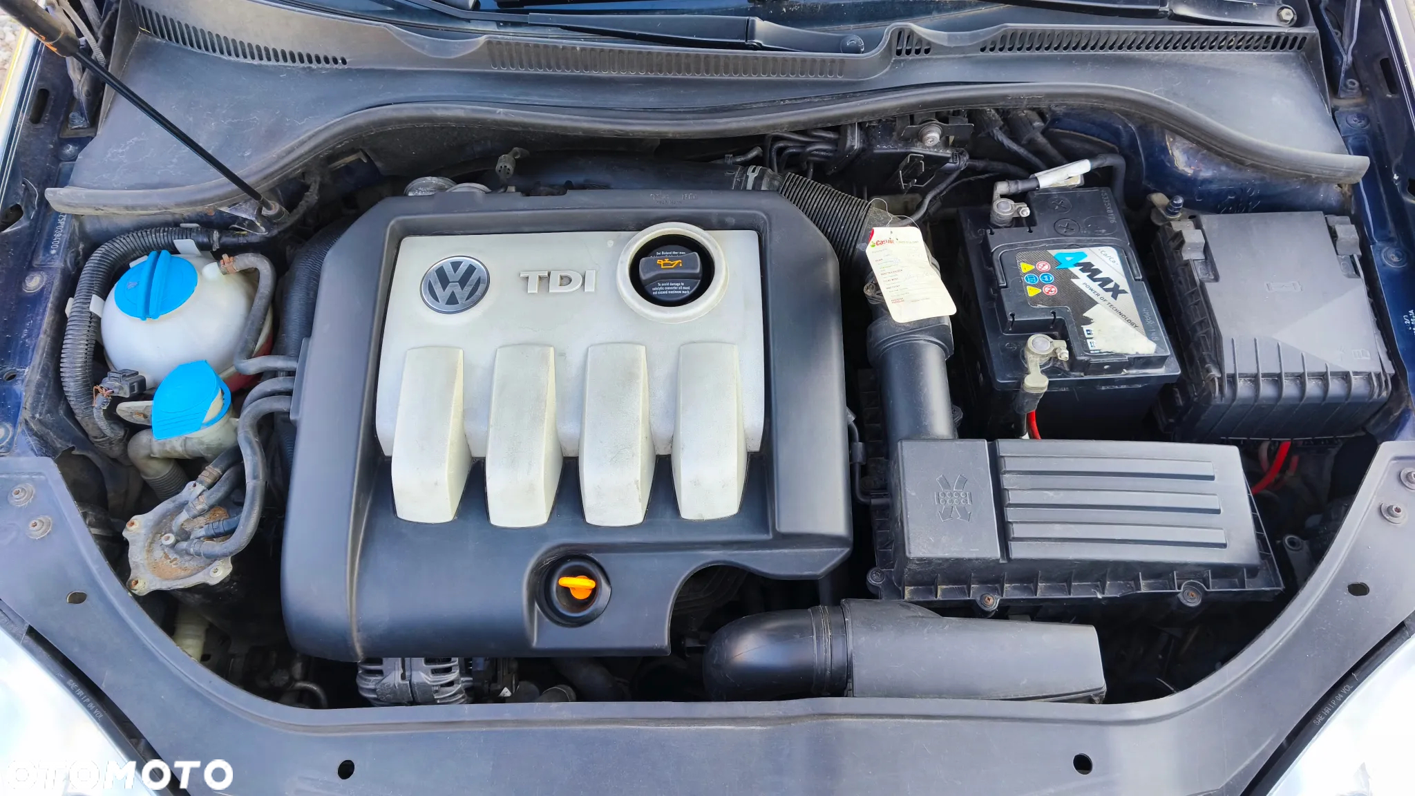 Volkswagen Golf - 33