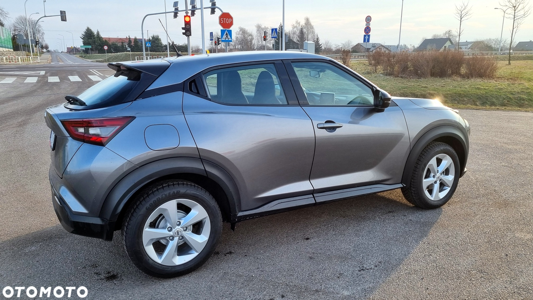 Nissan Juke 1.0 DIG-T N-Connecta - 16
