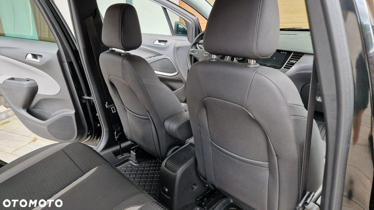 Opel Crossland X - 21