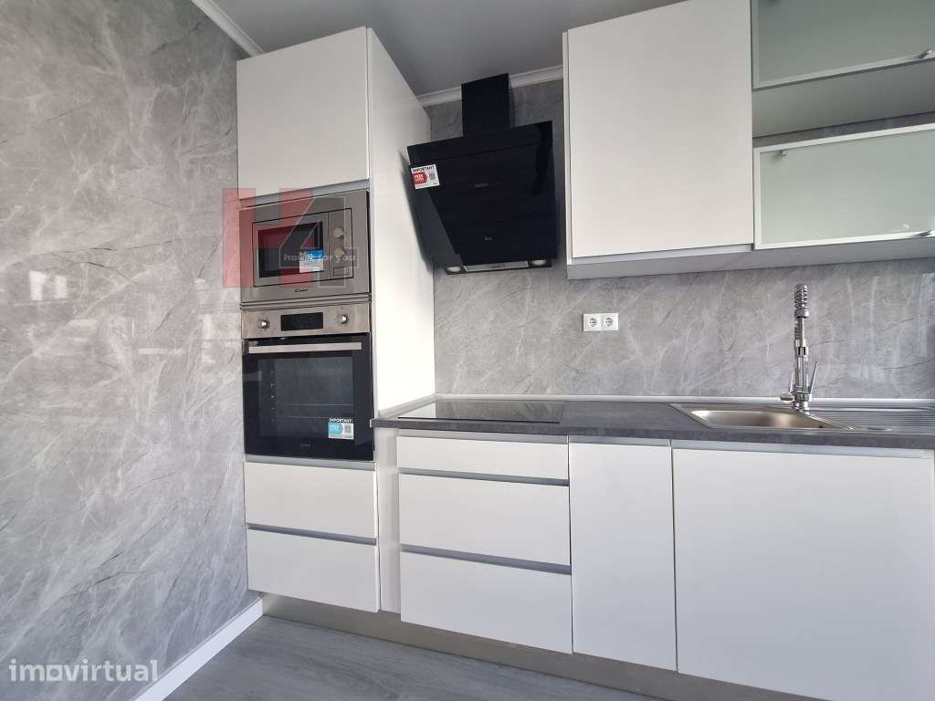 Apartamento T2 totalmente remodelado em Oeiras próximo da praia - Grande imagem: 4/36