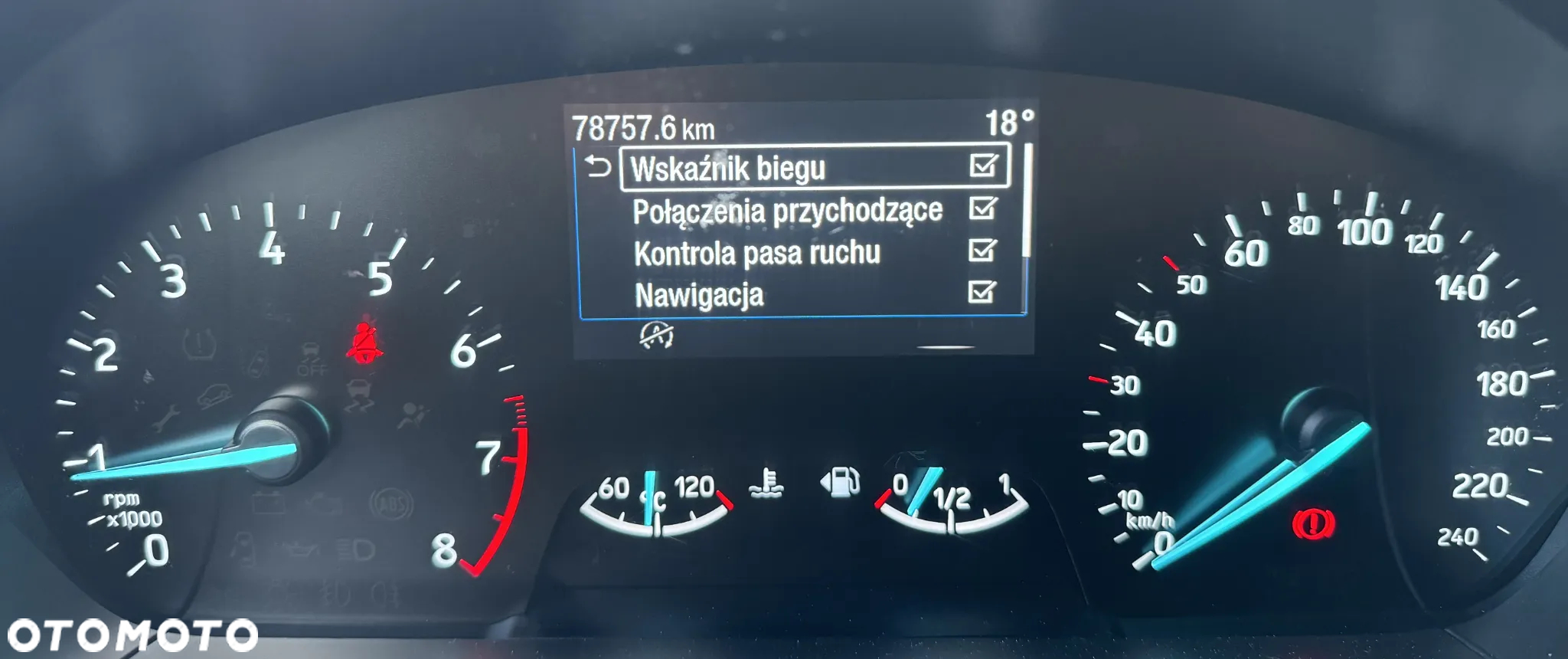 Ford Focus 1.0 EcoBoost Hybrid ST-LINE - 27