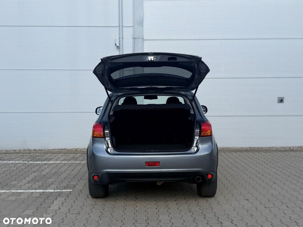 Mitsubishi ASX 1.6 Instyle - 9