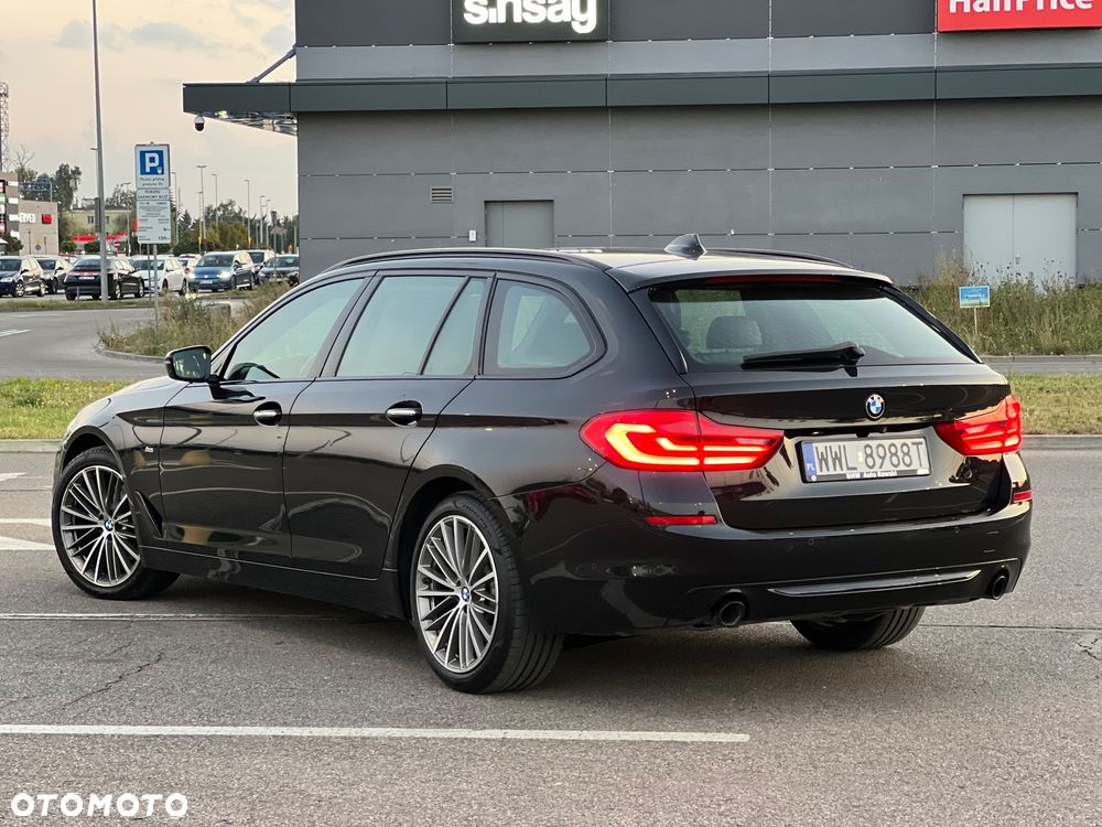 BMW Seria 5 520d Sport Line - 29