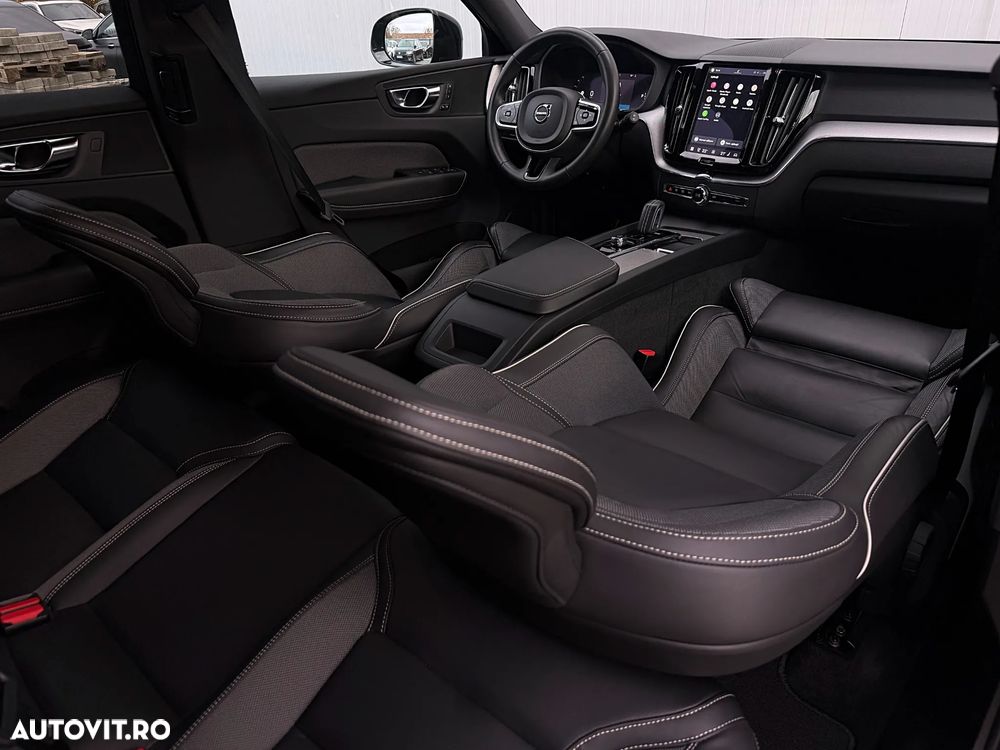Volvo XC 60 B4 D Plus Dark - 20