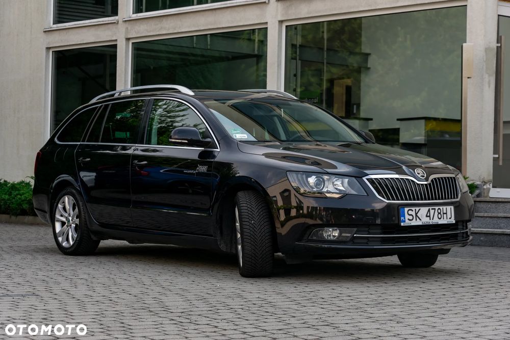 Skoda Superb 2.0 TDI Ambition DSG - 1