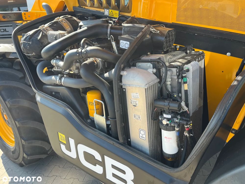 JCB 538-60 AGRISUPER - 12