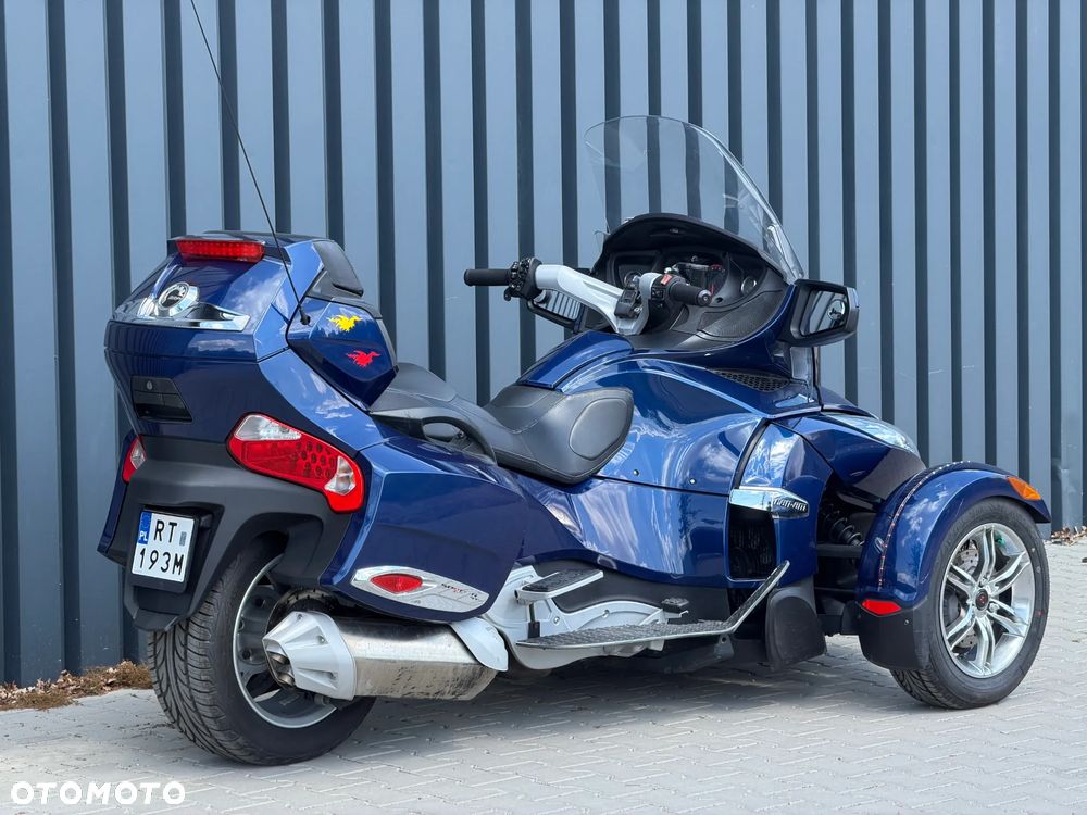 Can-Am Spyder - 3