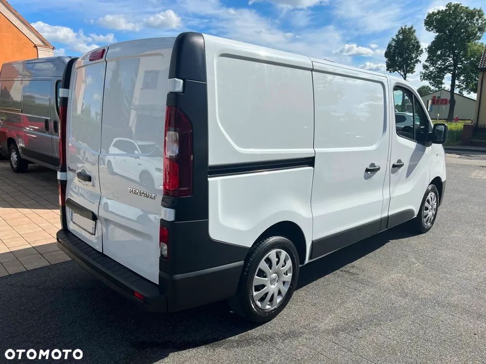 Renault Trafic - 4