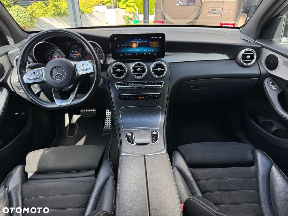 Mercedes-Benz GLC 220 d 4Matic 9G-TRONIC AMG Line - 13