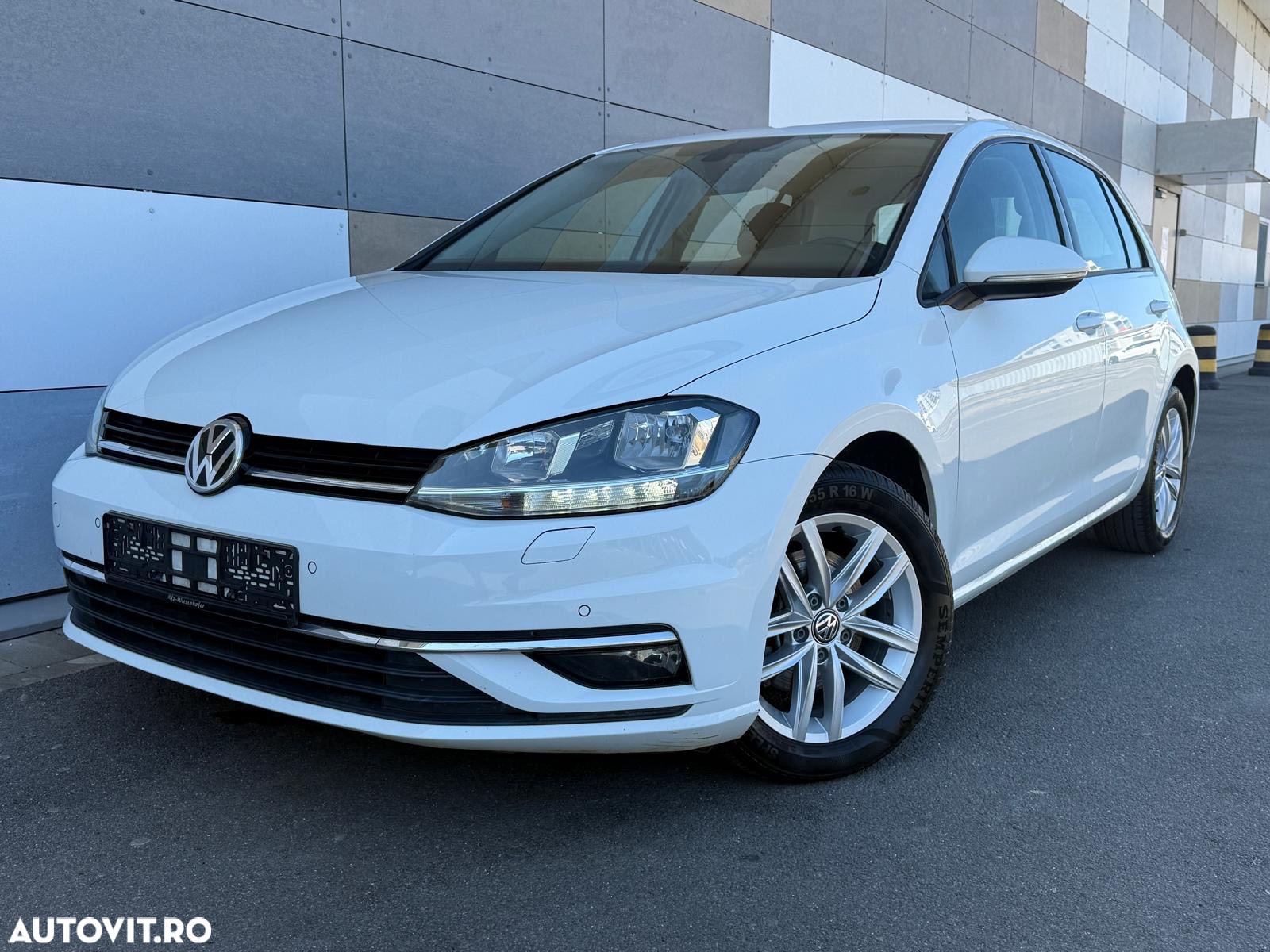 Volkswagen Golf 2.0 BlueTDI 4Motion Comfortline - 2