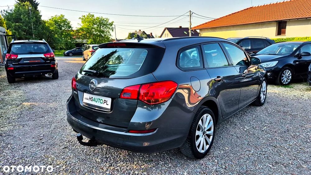Opel Astra 1.4 T Cosmo S&S - 11