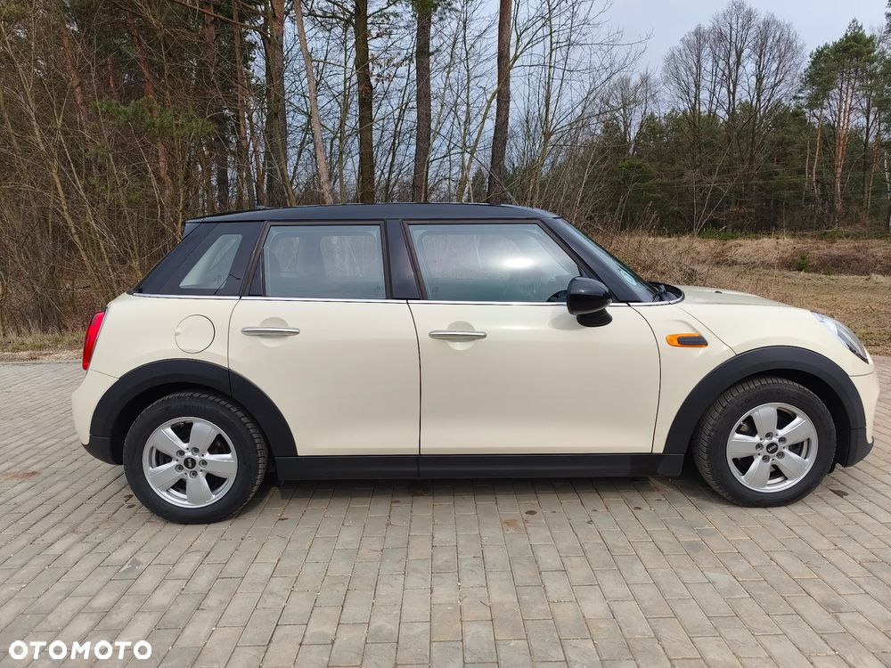 MINI Cooper Standard - 8