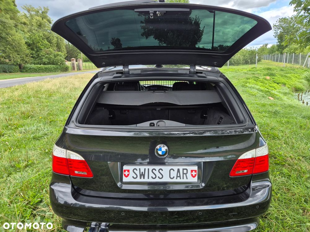 BMW Seria 5 525d Edition Exclusive - 35