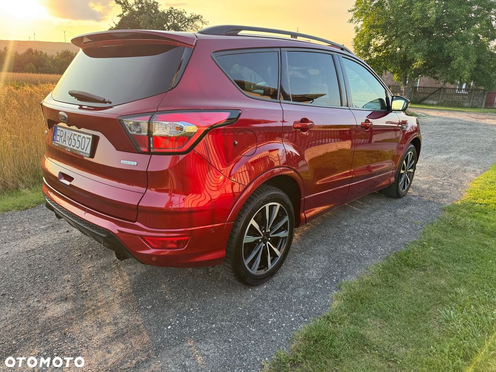 Ford Kuga 1.5 EcoBoost 2x4 ST-Line - 5