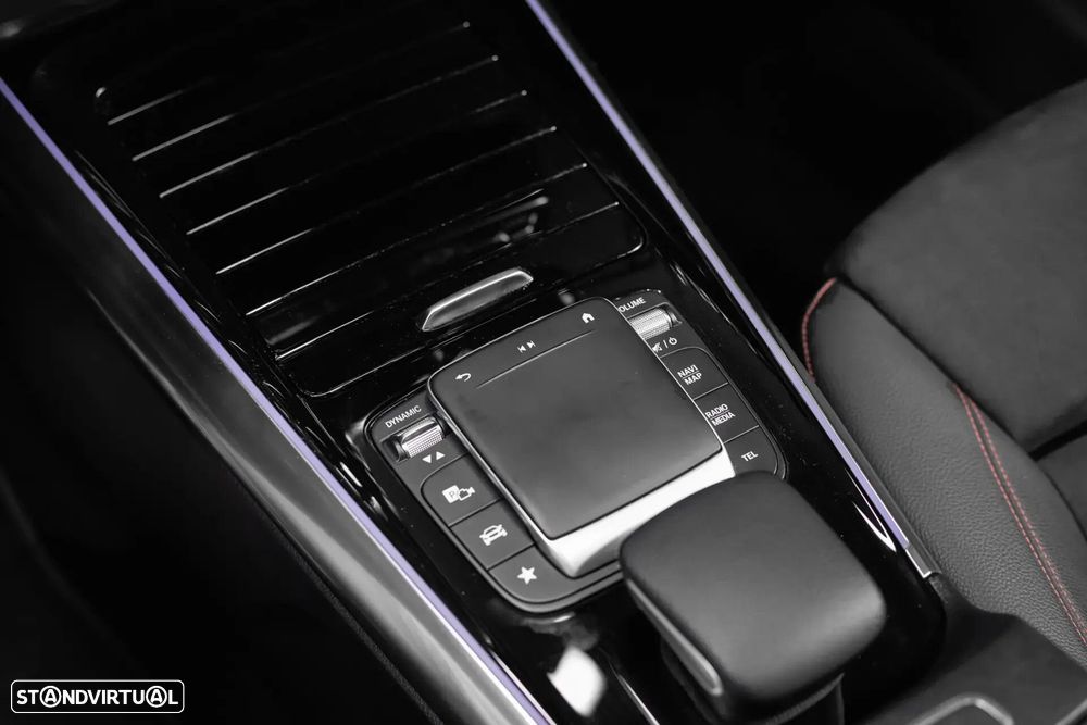 Mercedes-Benz GLA 250 - 35