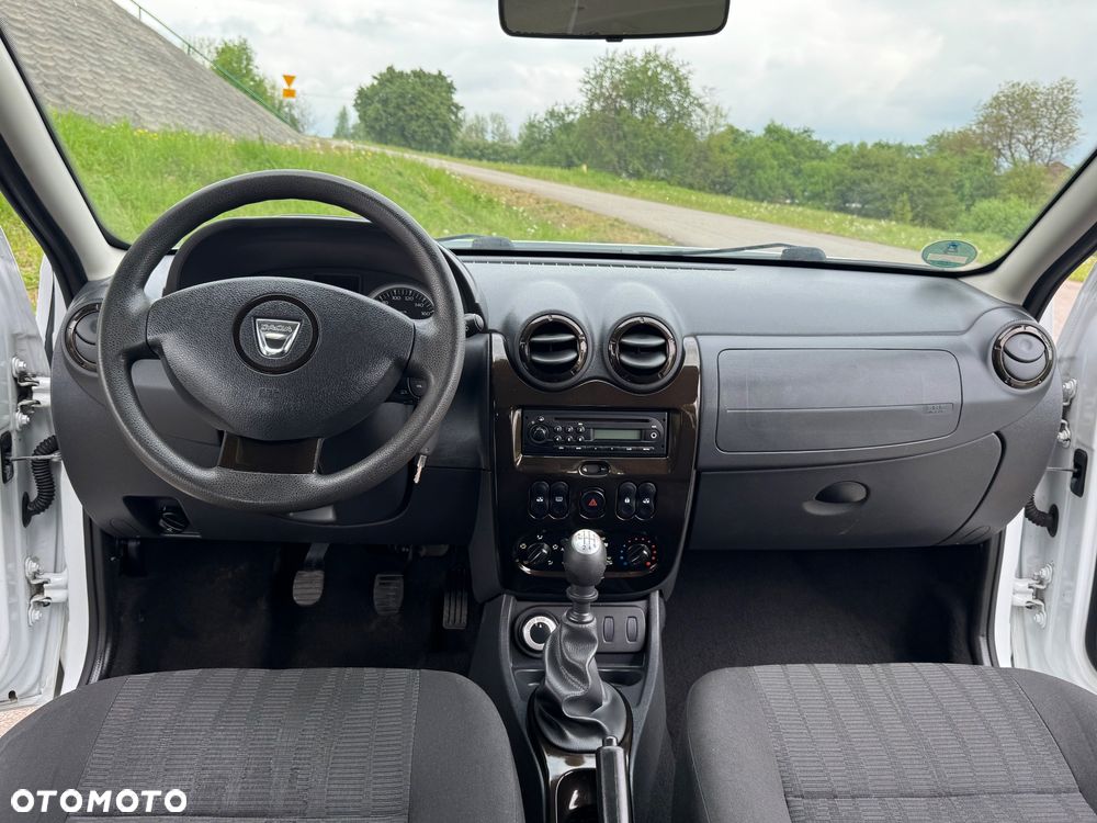 Dacia Duster 1.6 16V 4x4 Ambiance - 30