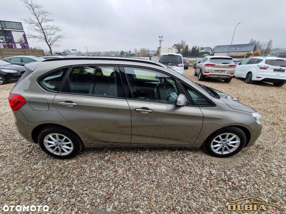 BMW Seria 2 218d Sport Line - 11