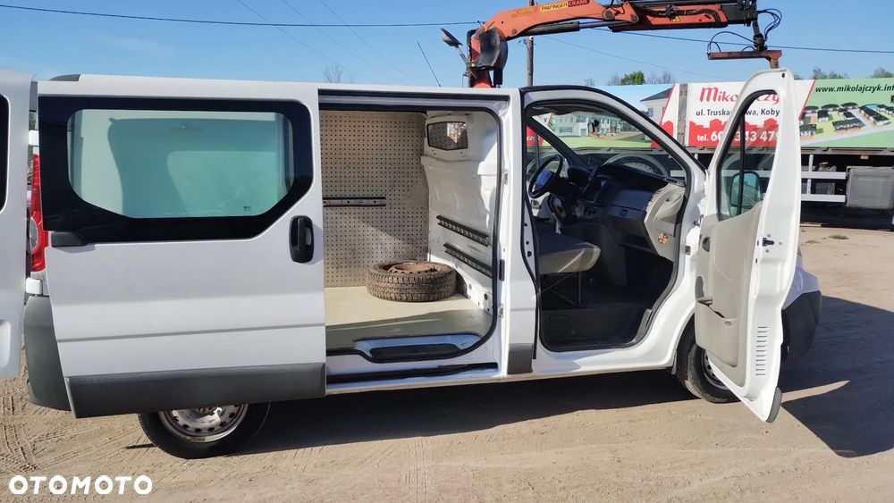 Renault Trafic - 12