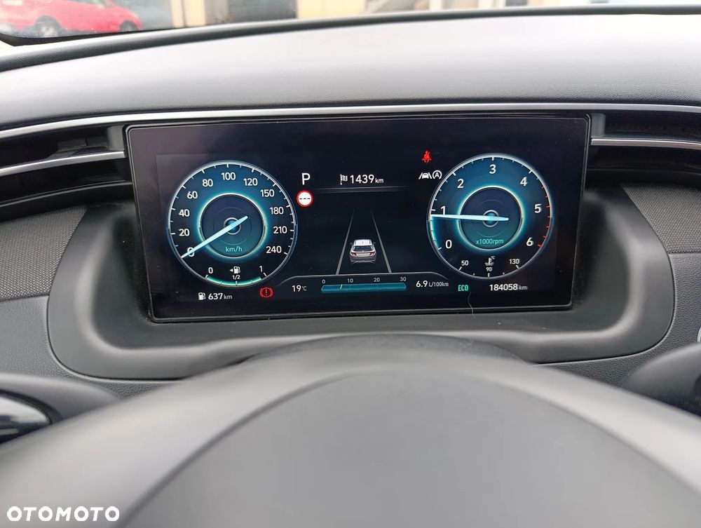 Hyundai Tucson 1.6 CRDi 48V-Hybrid 4WD DCT Select - 9