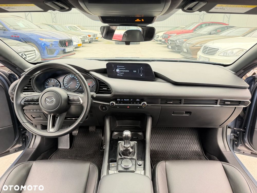 Mazda 3 - 6