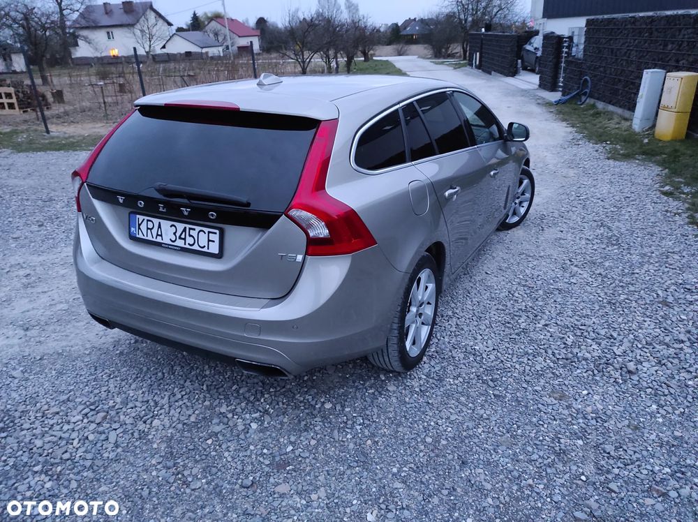 Volvo V60 T5 Drive-E Momentum - 7