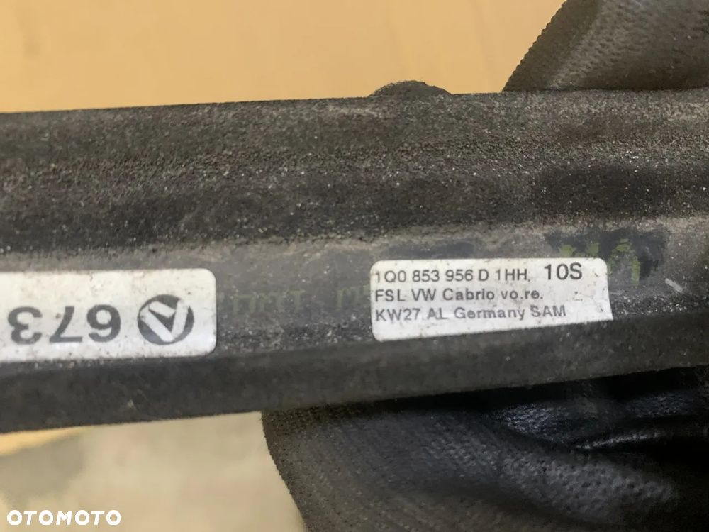 Listwa zgarniająca drzwi szyby prawy przód przednia prawa chrom VW EOS 1Q0853956D - 4