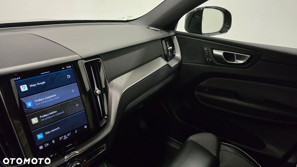 Volvo XC 60 B4 D Plus Dark - 21