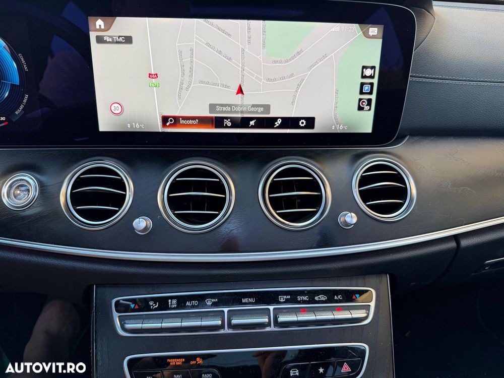 Mercedes-Benz E 220 d 9G-TRONIC AMG Line - 30