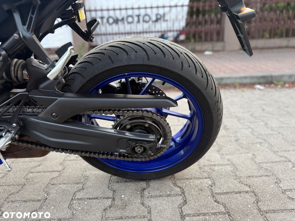 Yamaha R7 - 22