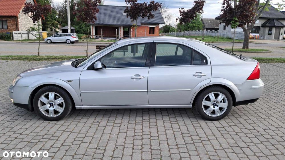 Ford Mondeo 2.0 TDCI Ghia - 2