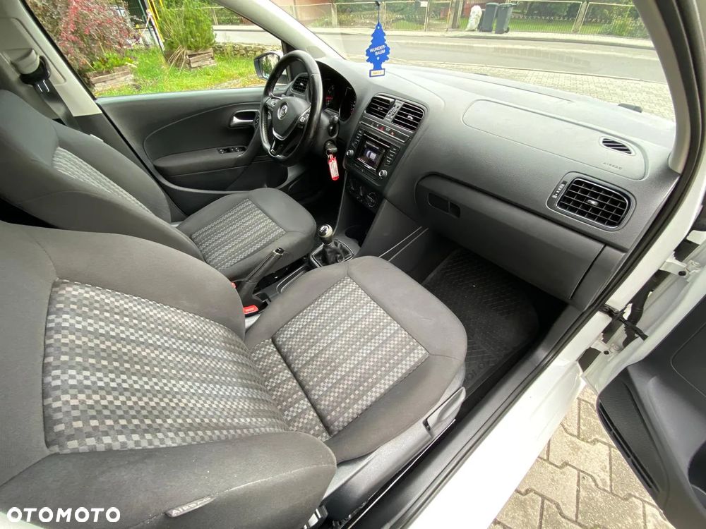 Volkswagen Polo 1.0 (Blue Motion Technology) Comfortline - 12