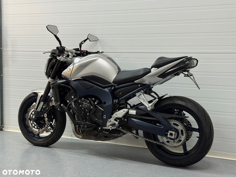 Yamaha FZ - 14