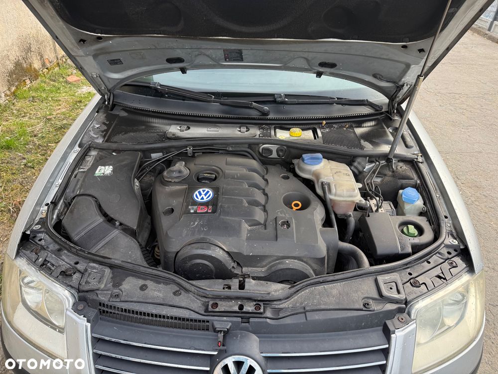 Volkswagen Passat 1.9 TDI Comfortline - 13