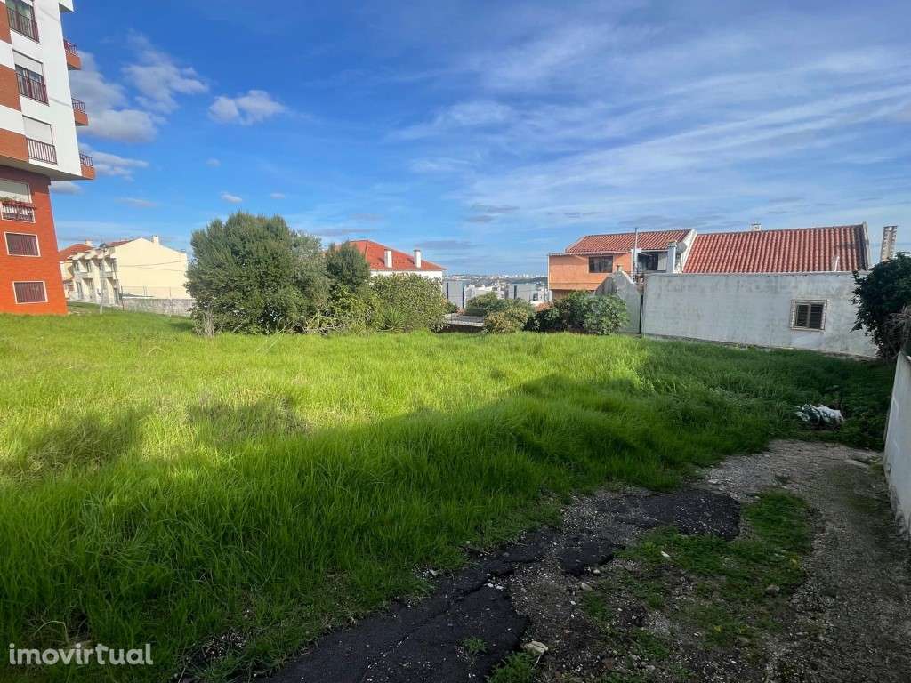 Terreno Urbano na Mina de Água - Construa a Sua Moradia de Sonho ou... - Grande imagem: 3/22