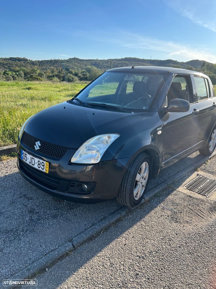 Suzuki Swift 1.3 DDiS GL - 3
