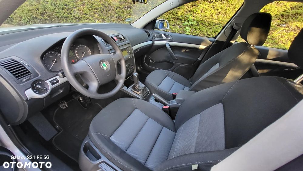 Skoda Octavia 1.6 - 8