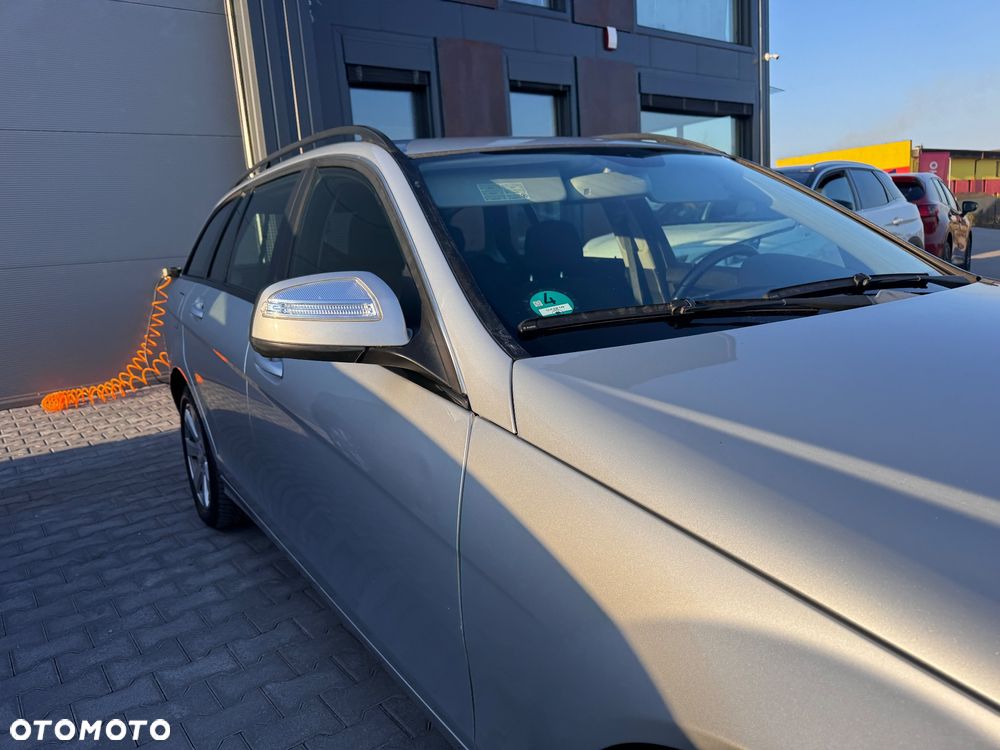 Mercedes-Benz Klasa C 220 CDI DPF Automatik Elegance - 8
