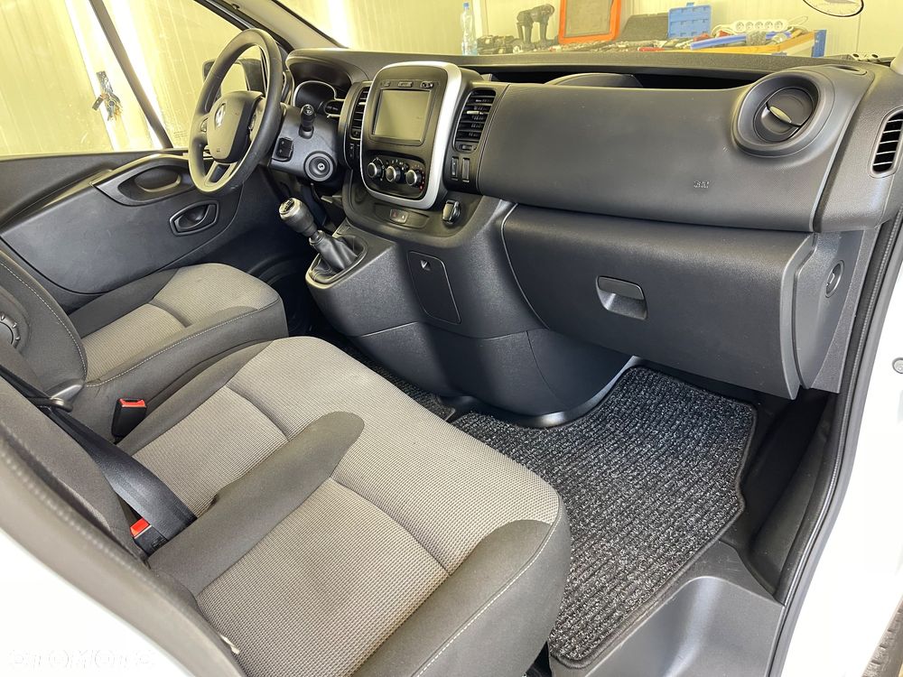 Renault Trafic - 6