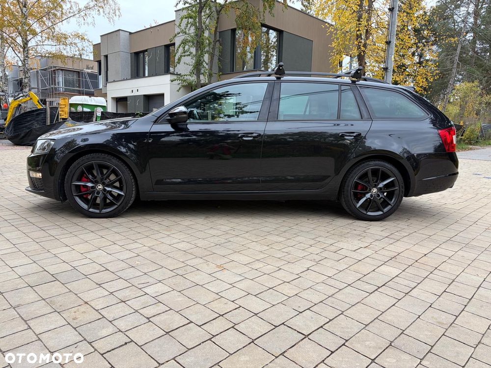 Skoda Octavia 2.0 TDI DSG RS - 10