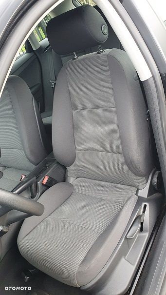 Audi A3 Sportback 1.6 Attraction - 12
