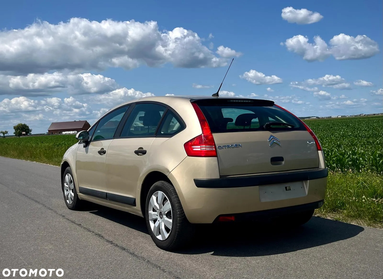 Citroën C4 1.6 16V Confort - 5