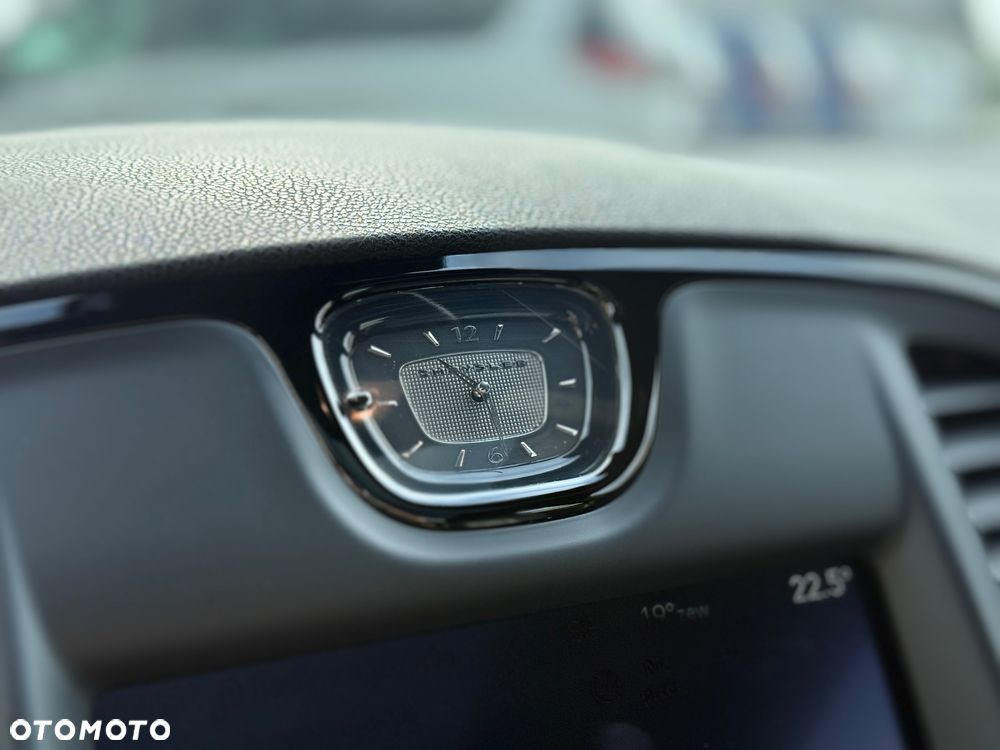 Chrysler 300s - 18