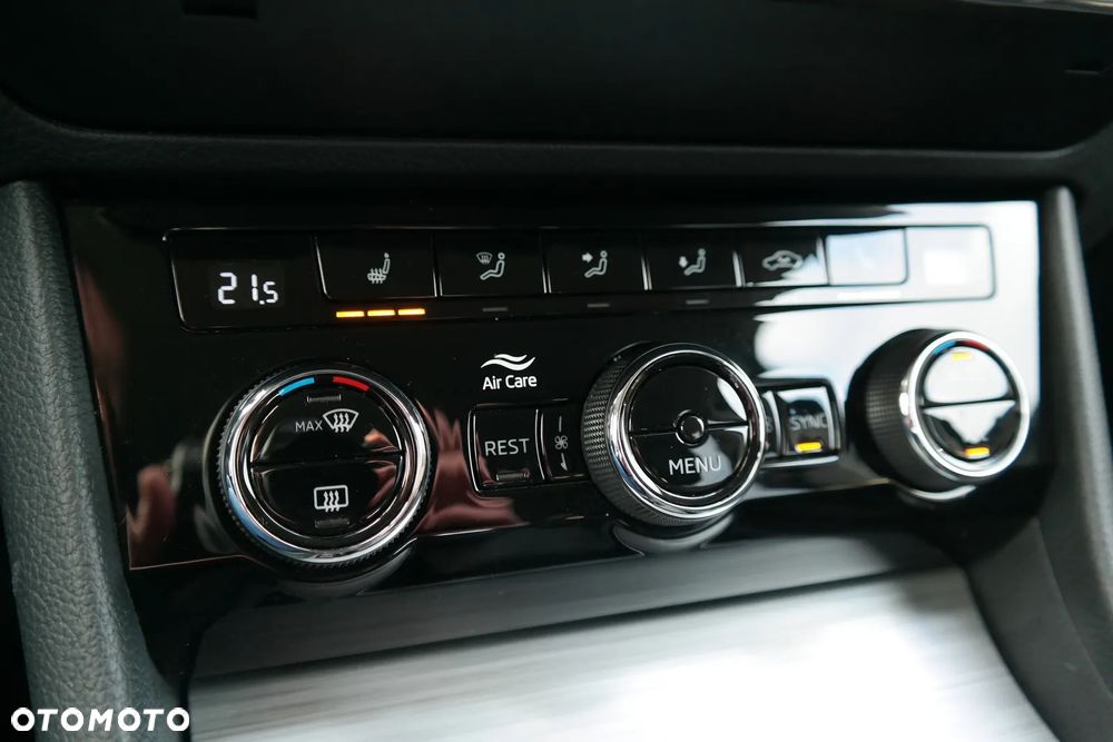 Skoda Superb 2.0 TSI Ambition DSG - 28