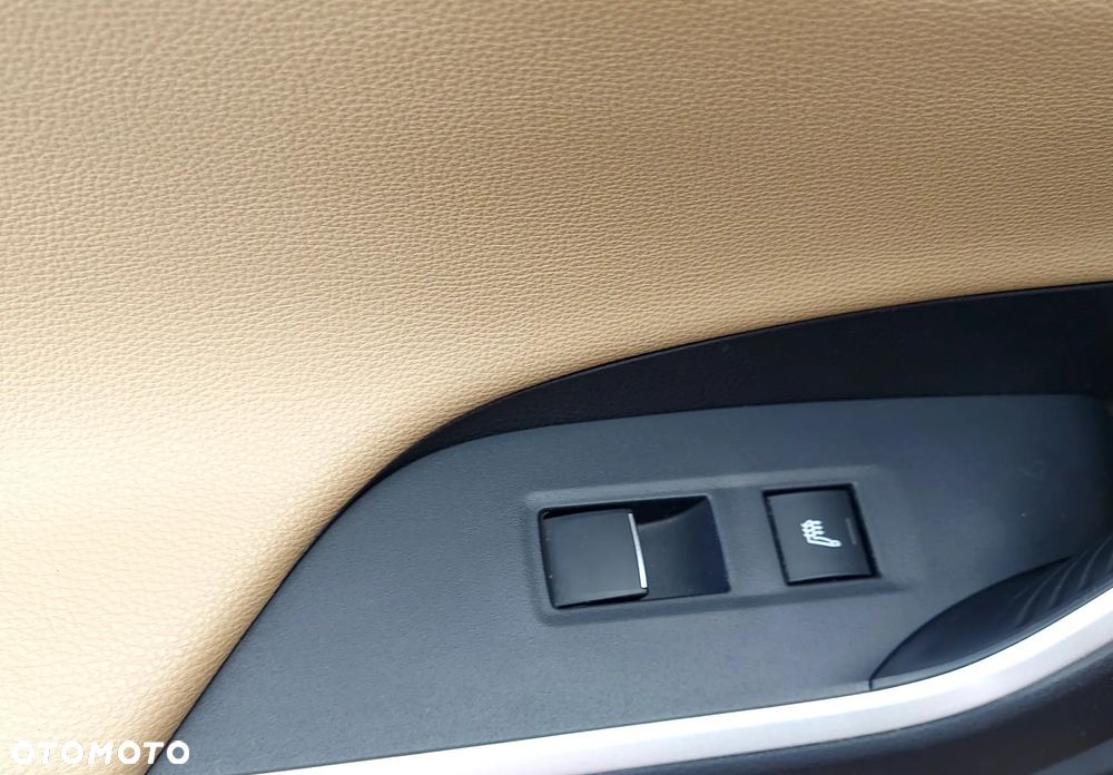 Toyota RAV4 2.5 Hybrid Executive 4x4 - 27