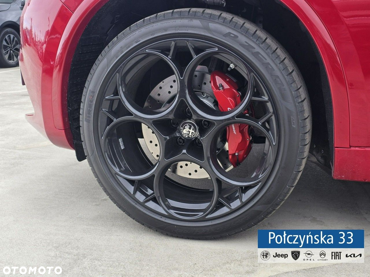 Alfa Romeo Stelvio - 2