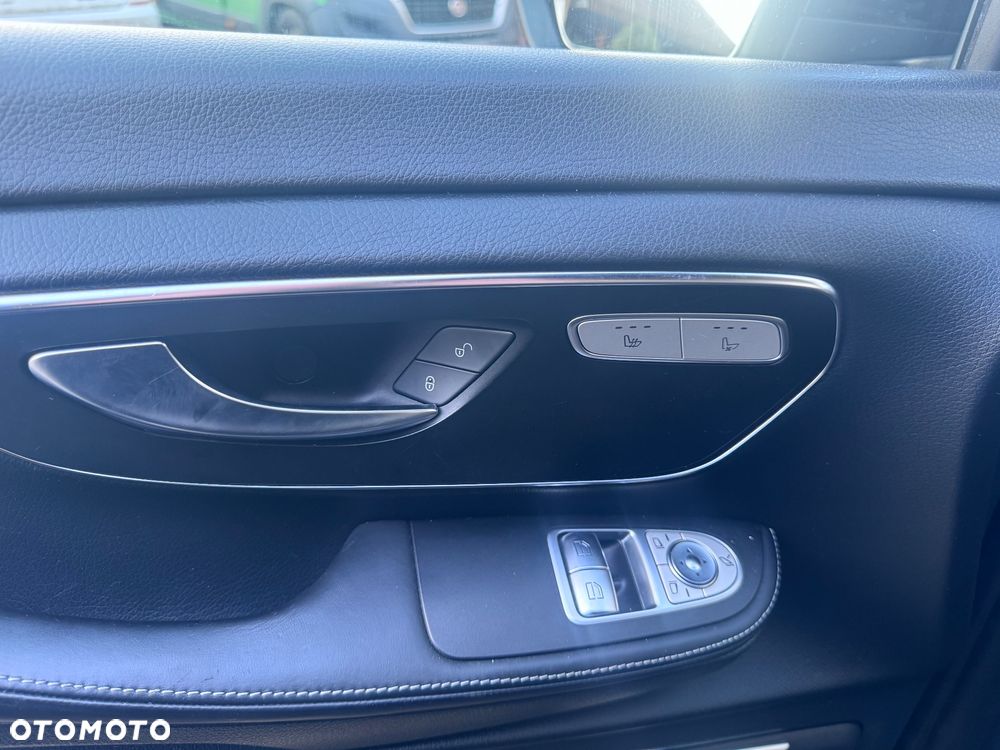 Mercedes-Benz Klasa V 250 (BlueTEC) d Avantgarde 7G-Tronic (d³ugi) - 26